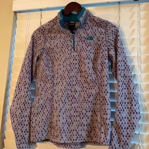 North Face Women’s light fleece 3/4 zip Gray/purple tones with green teal trim